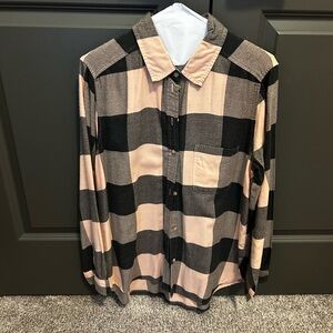 American Eagle Outfitters Black and Tan Plaid Shirt